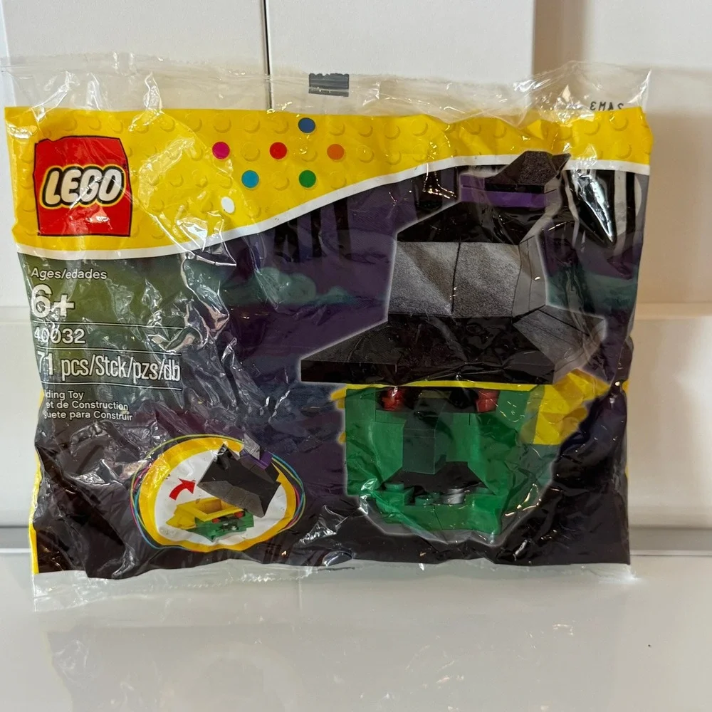 LEGO 40032‎ Witch Halloween Seasonal Set 71 Pcs New Sealed
